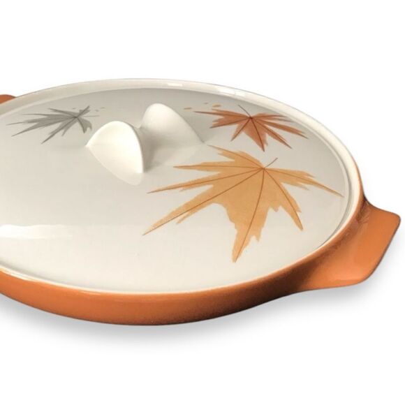 Harvest Time by Iroquois 1.75 Qt Round Covered Casserole Informal True China - Picture 8 of 16